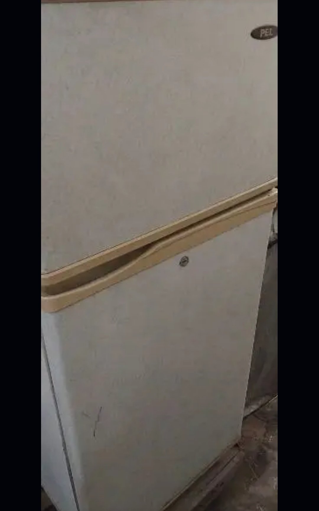 pel fridge in good condition