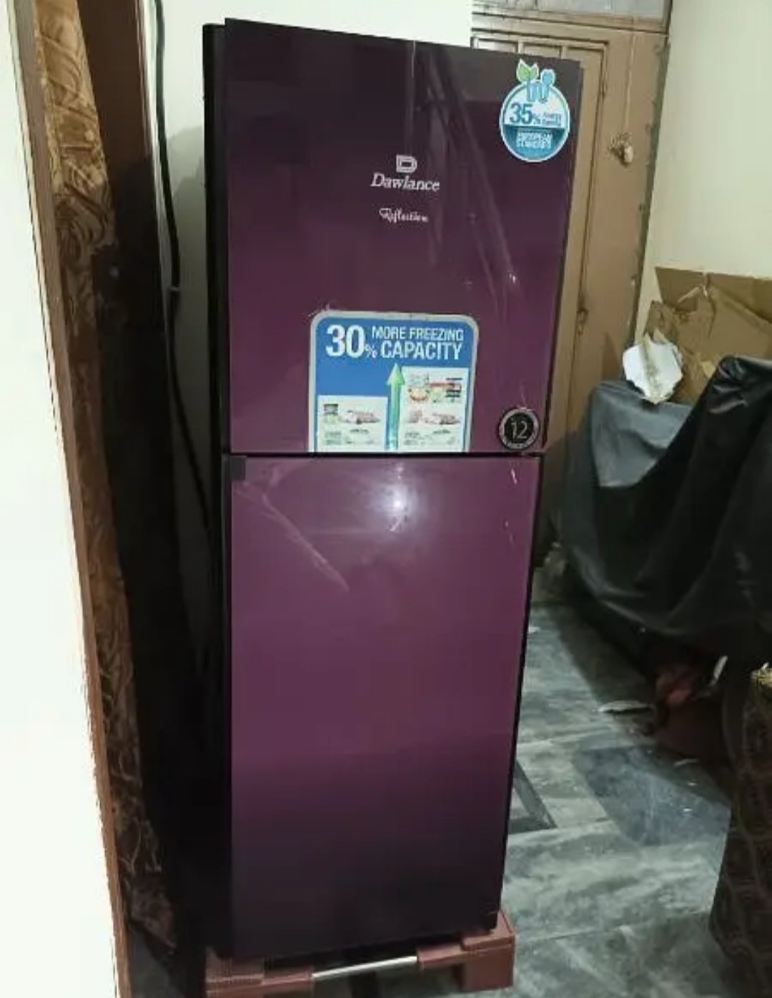 Only 2 moth used Dowlance Glass door fridge