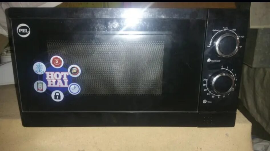 Pel Microwave Oven PMO-20 BH