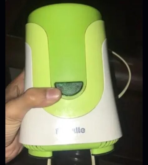 JUICER / SMOOTHI MAKER