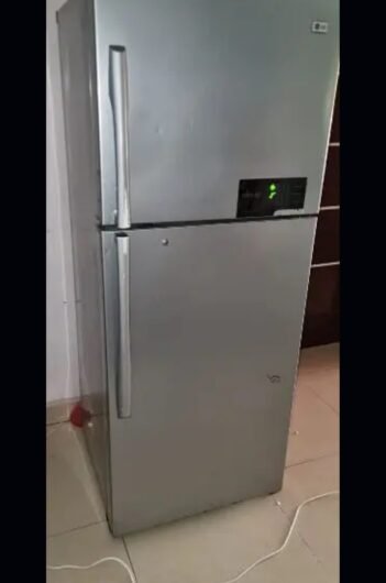 Fridge / refrigerator for sale