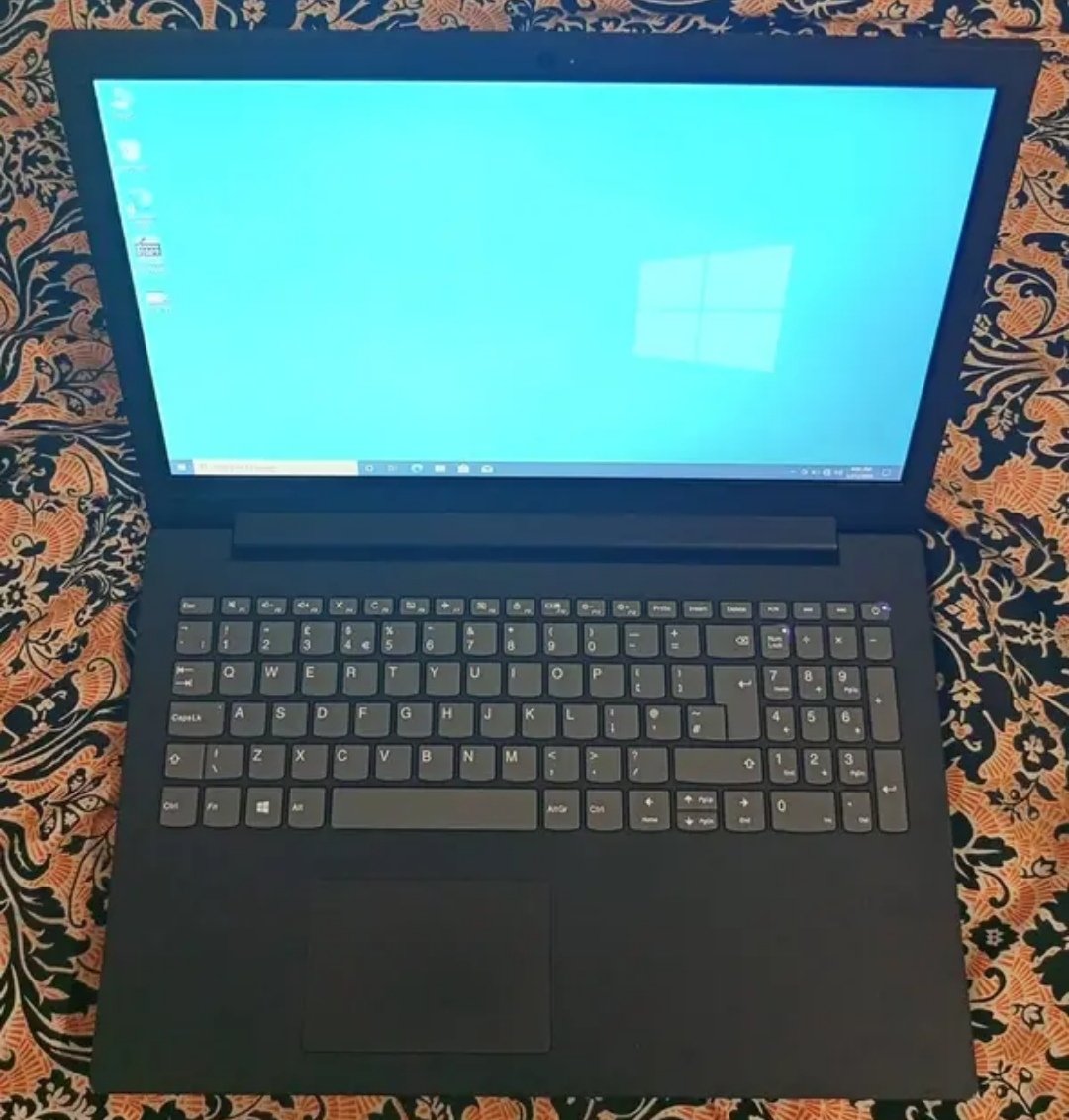 Lenovo A6 9000 series CPU 8GB DDR4-RAM 256GB SSD 15.6″ 1920x1080p LED