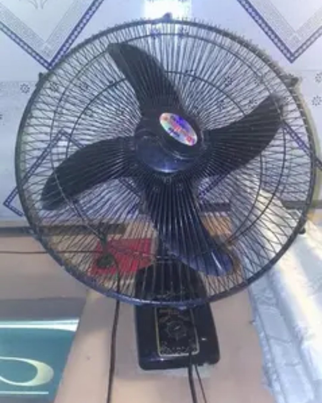 dawlance bracket fan available 4 sale