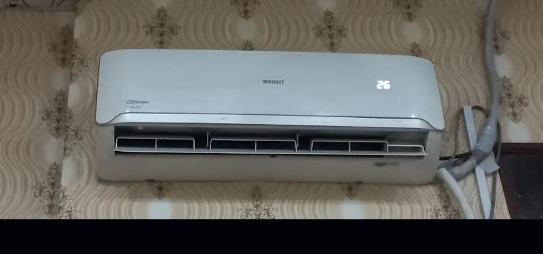 orient 1.5 ton AC.