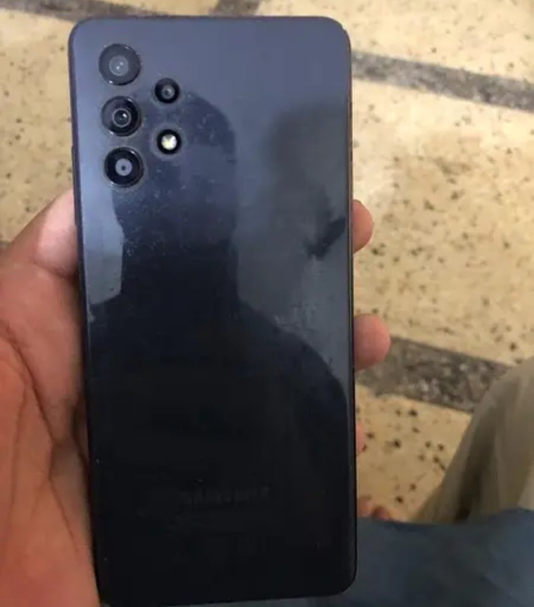 Samsung A32 with box charger