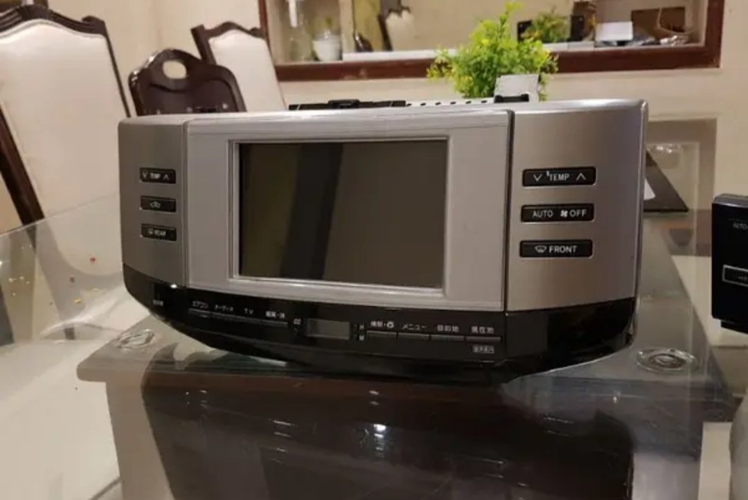 Mark x genuine headunit/sound system