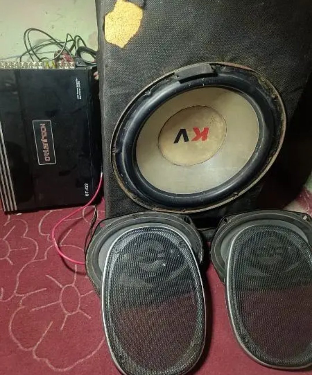 car complete sound system with amplifier with lcd tab good condition
