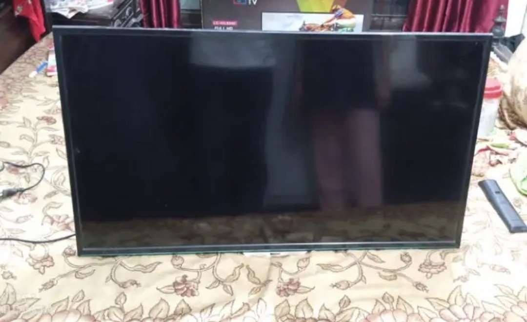 Orient Full HD 1080p 40 inch LCD.