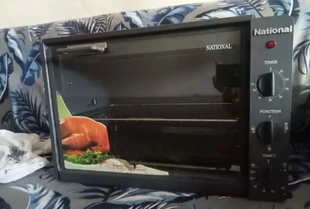 Grill Baking microwave oven. 100% ok.