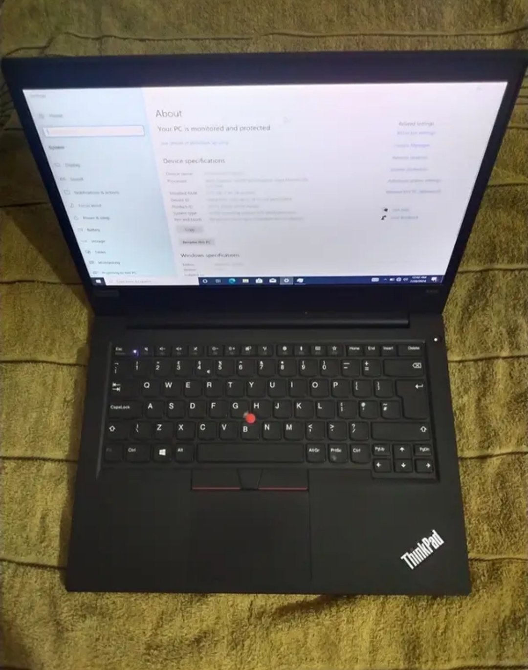 4K-Display Lenovo Ryzen 5=Core i7 10th-Gen 2GB-Graphic Card 512GB-SSD