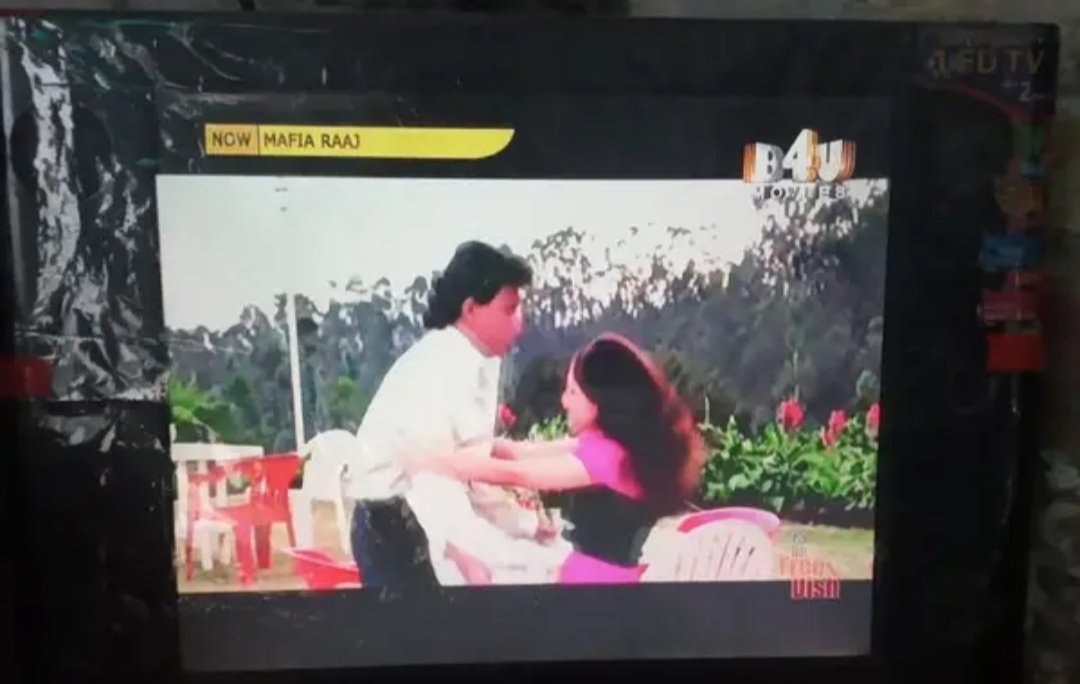 Package of 17 inch Led tv Lcd and 14 inch Tv