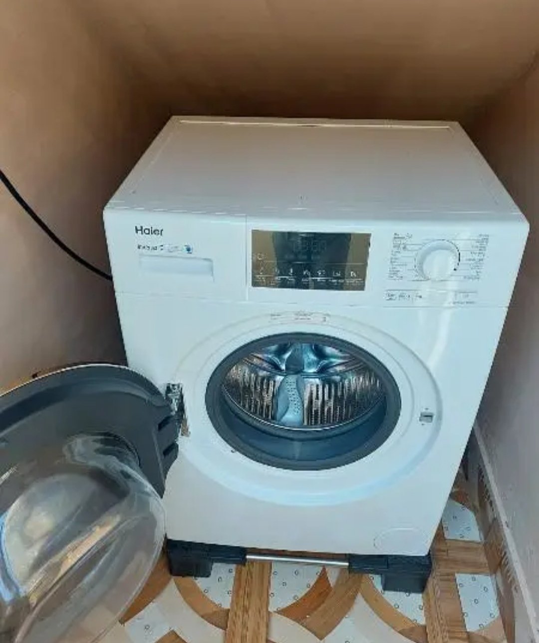 Haier HW70-12826 7 kg Front Loaded Machine for sale