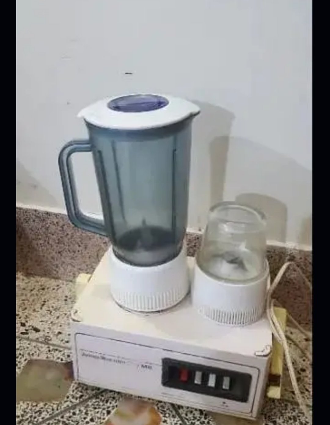 juice machine, jug or katoti