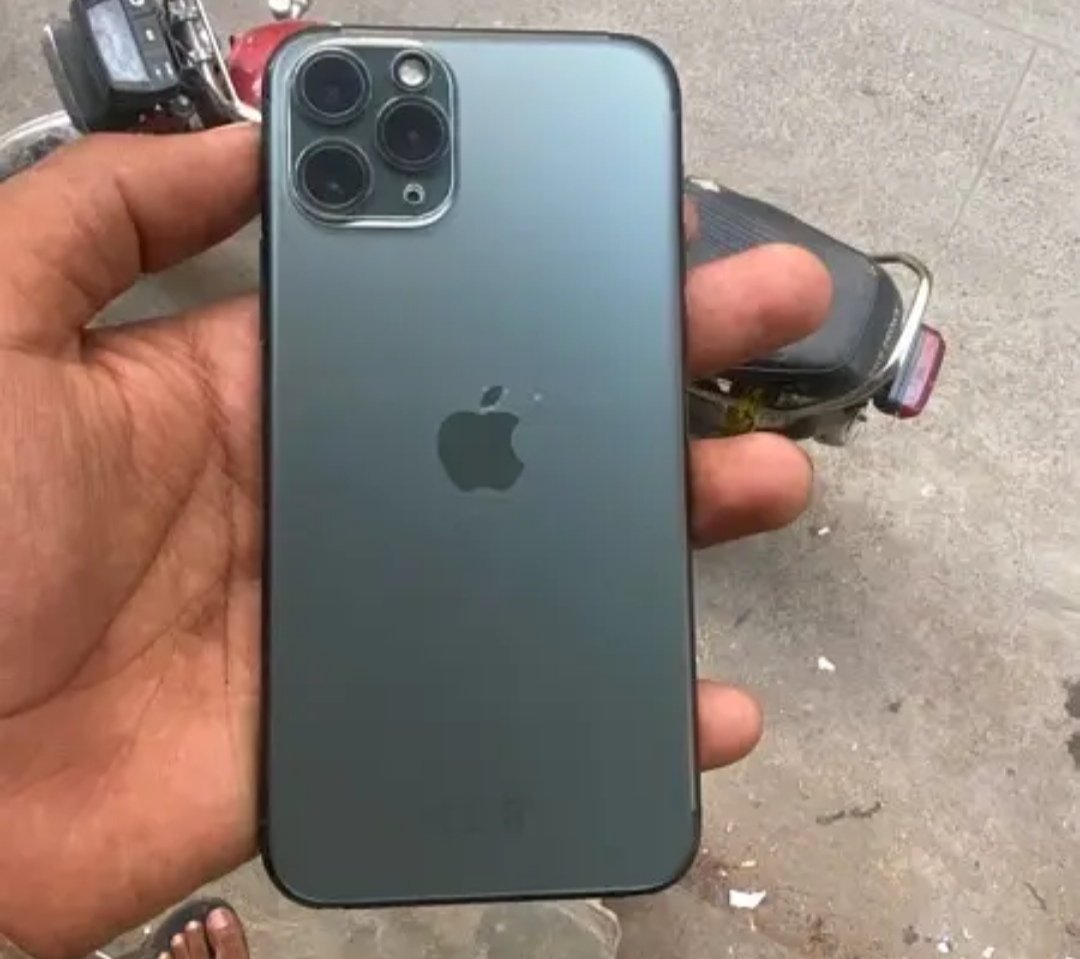 Iphone 11 pro 256gb FU urgent sale/ 12 13 14 15 x xs max
