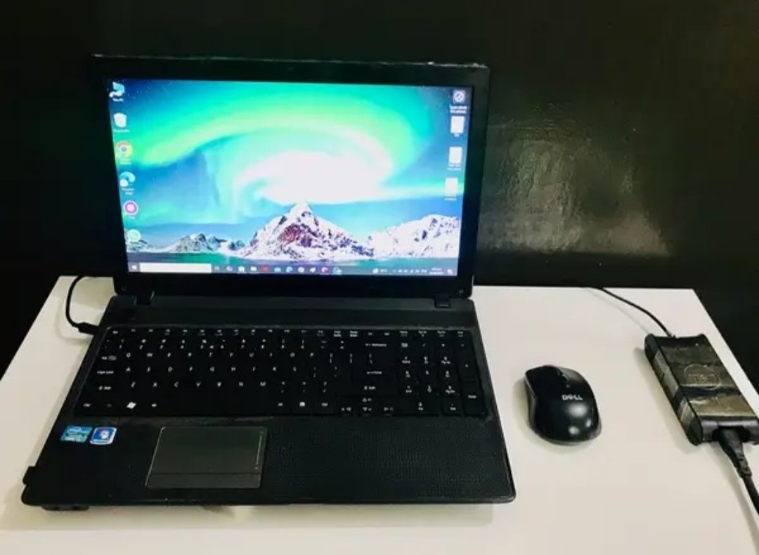 Acer Laptop core i3, 2nd generation, 4gb ram and 320 hard disk