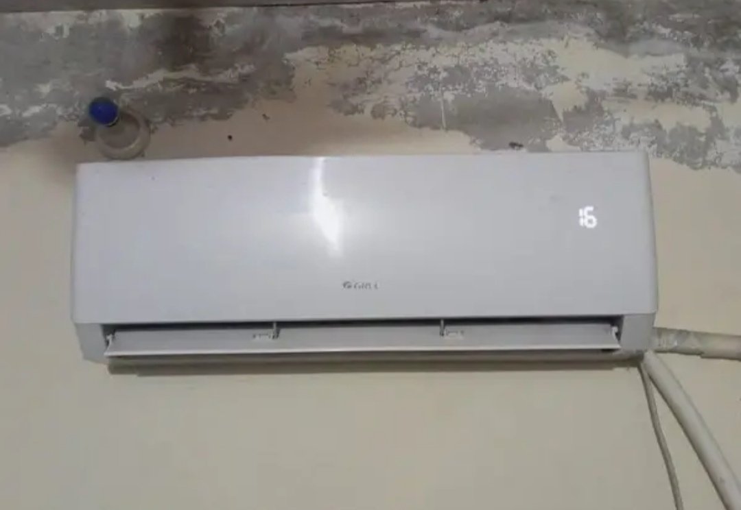 Gree inverter ac 1 ton
