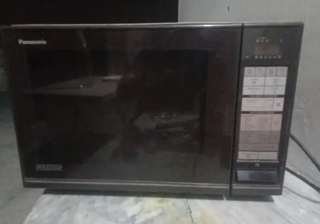 Panasonic Microwave Oven Japan. Good Condition Touch / fully Glass Door