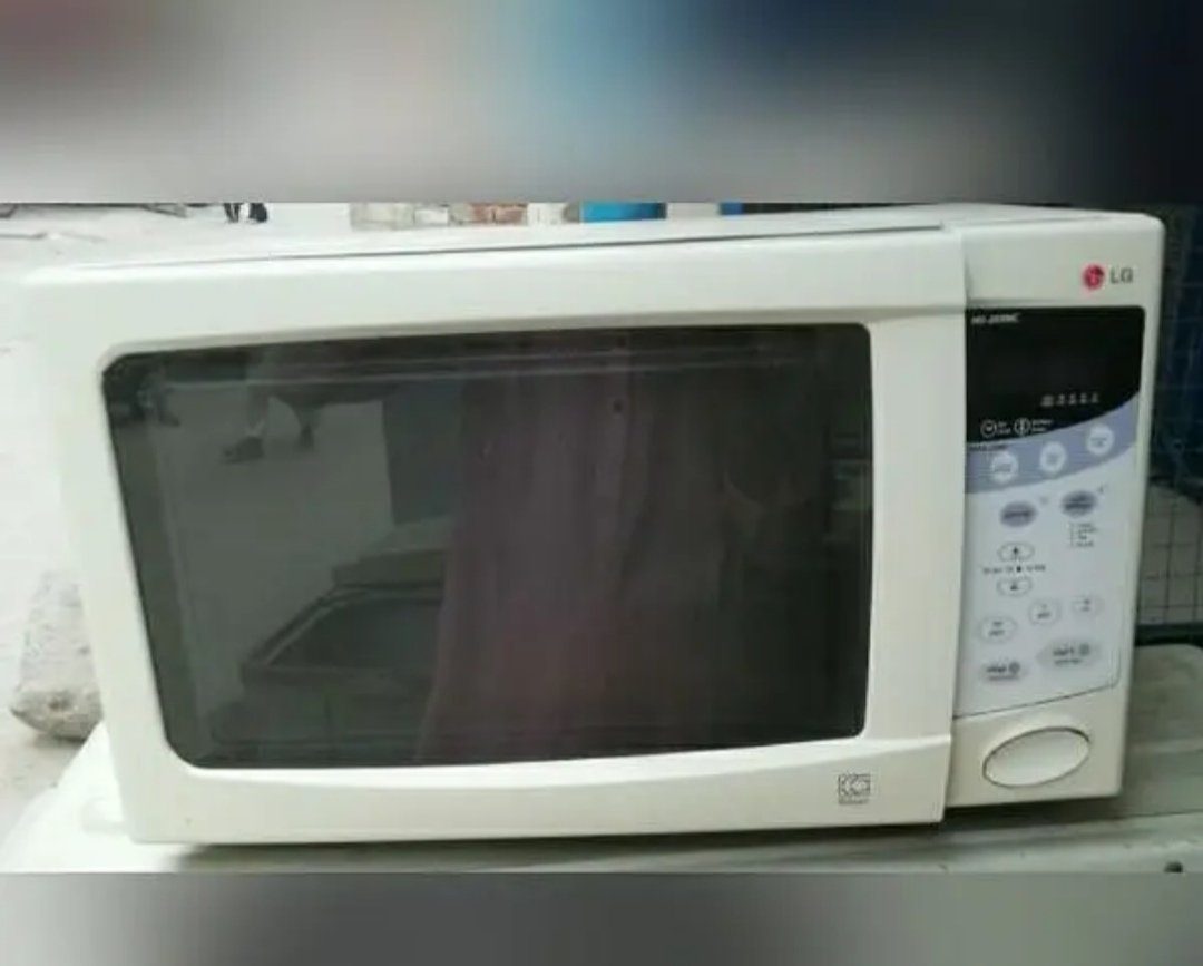 LG Microwave oven midaim size