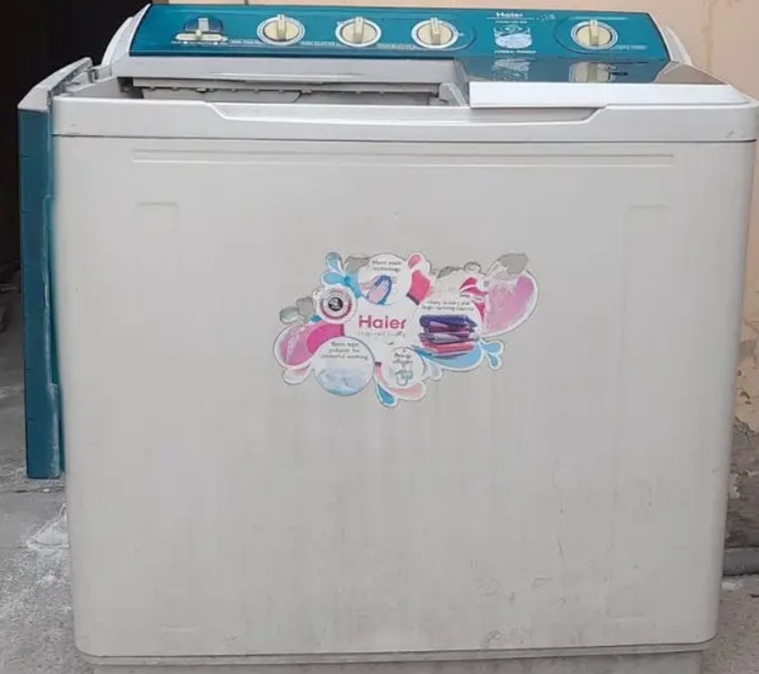 Haier Washing machine with dryer