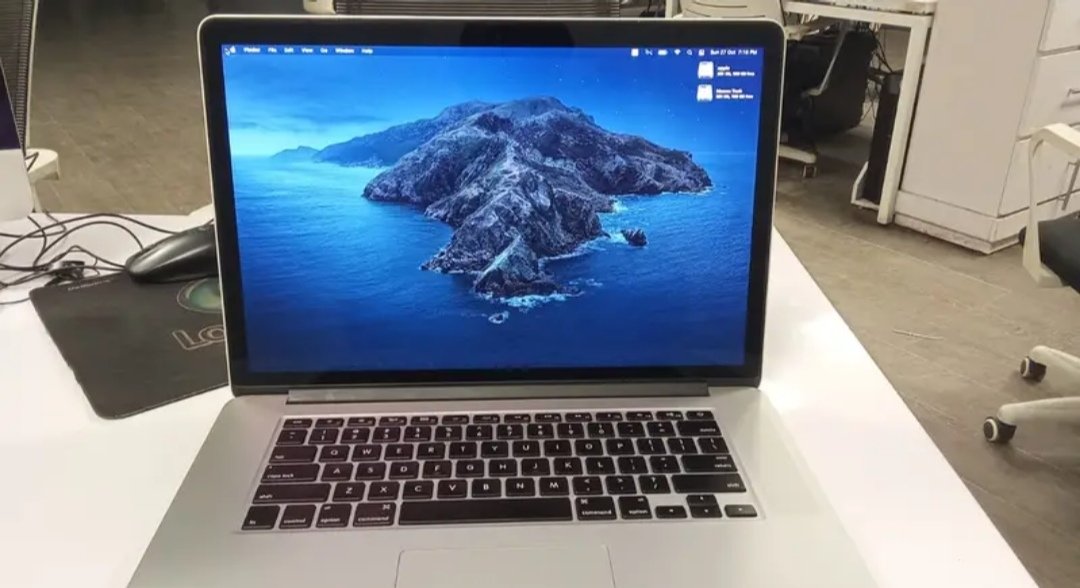 Apple MacBook Pro Retina, 15-inches