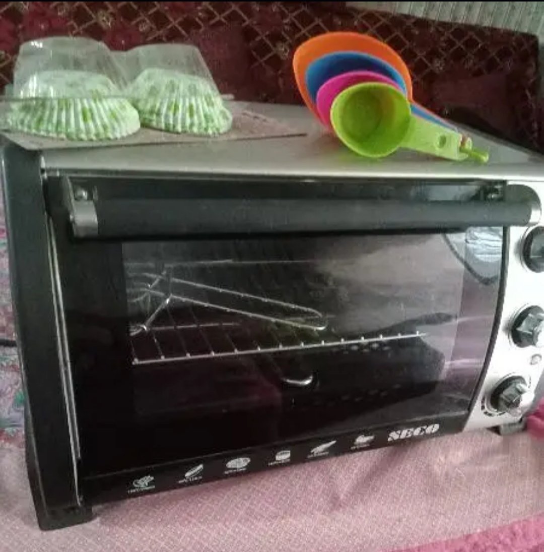 Electric microwave oven like new