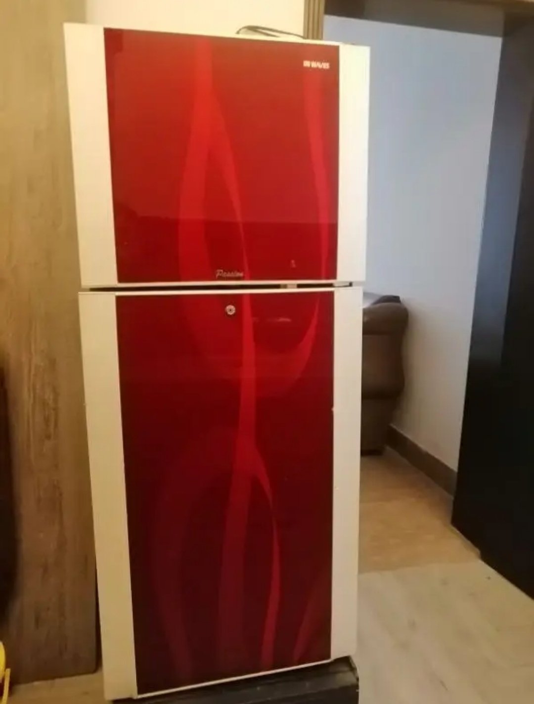 WAVES FRIDGE FOR SELL