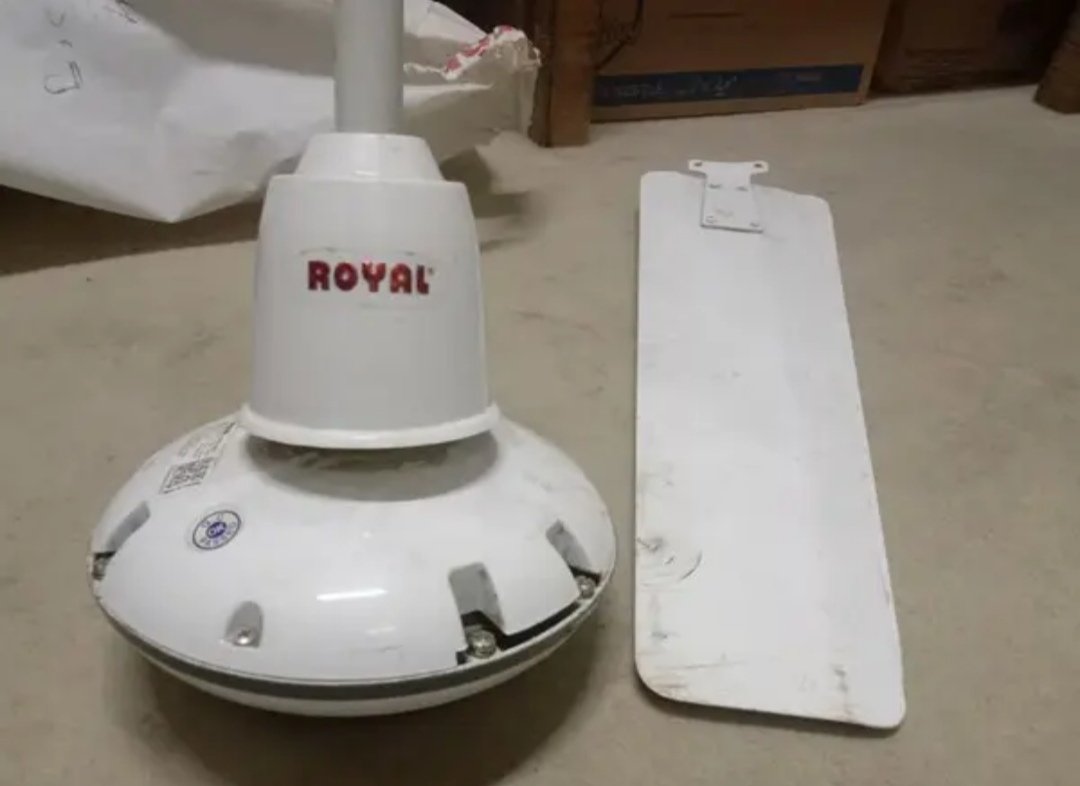 Royal Dulux fan urgent sale new condition 10×10 used