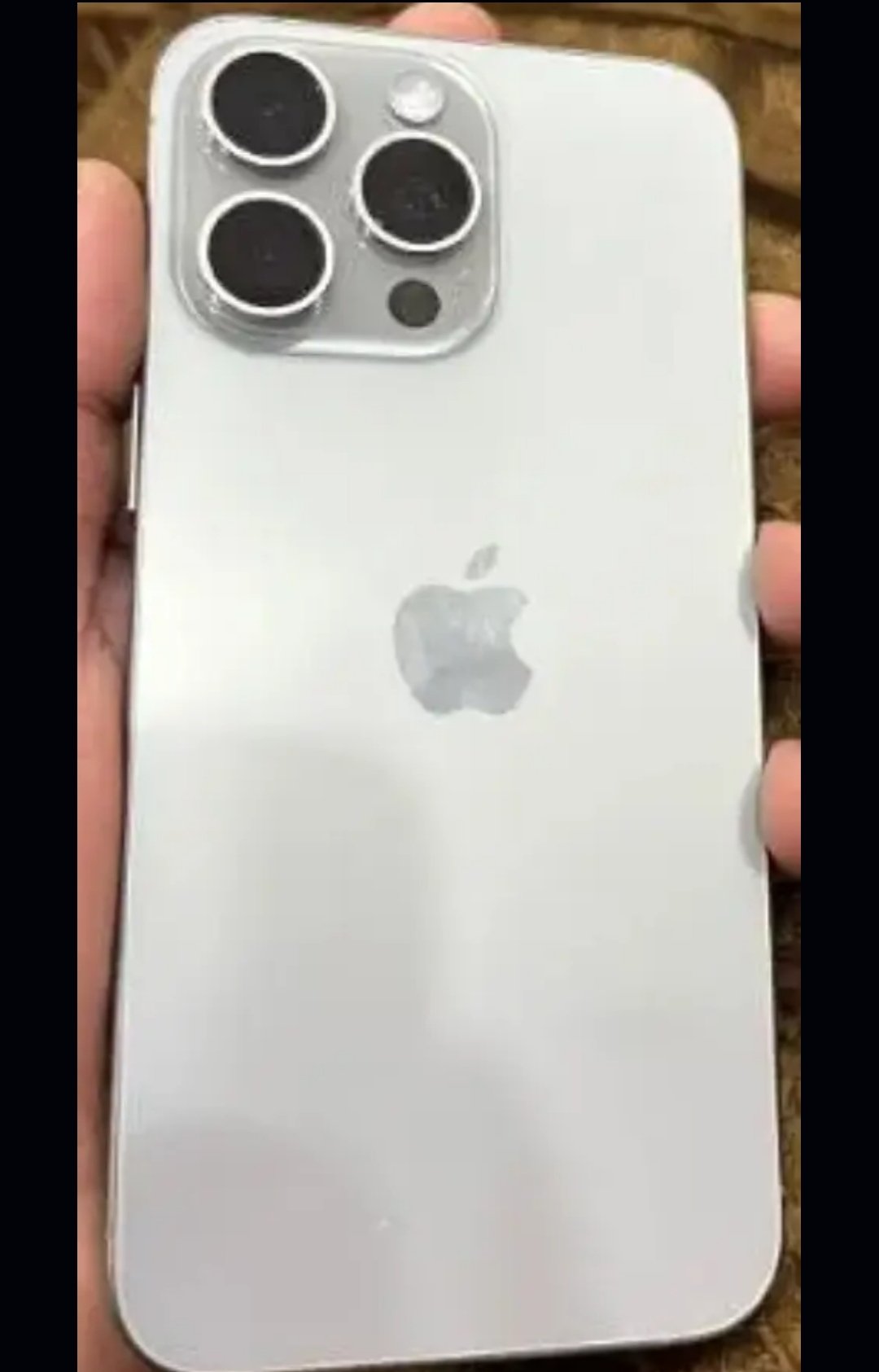 Apple iPhone 15 Pro Max jv