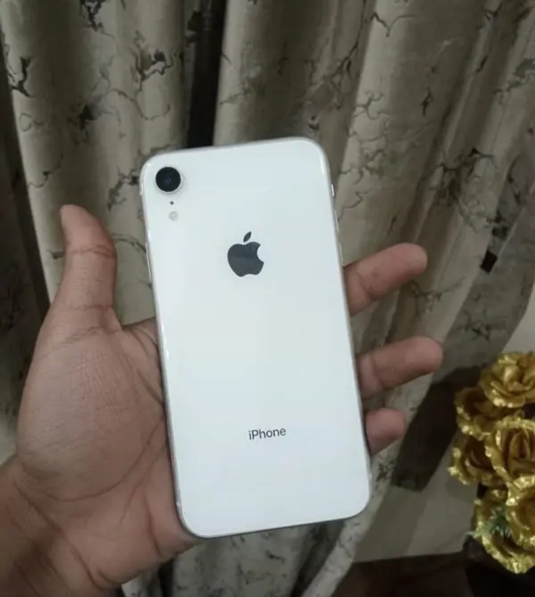 iphone xr factory unlocked