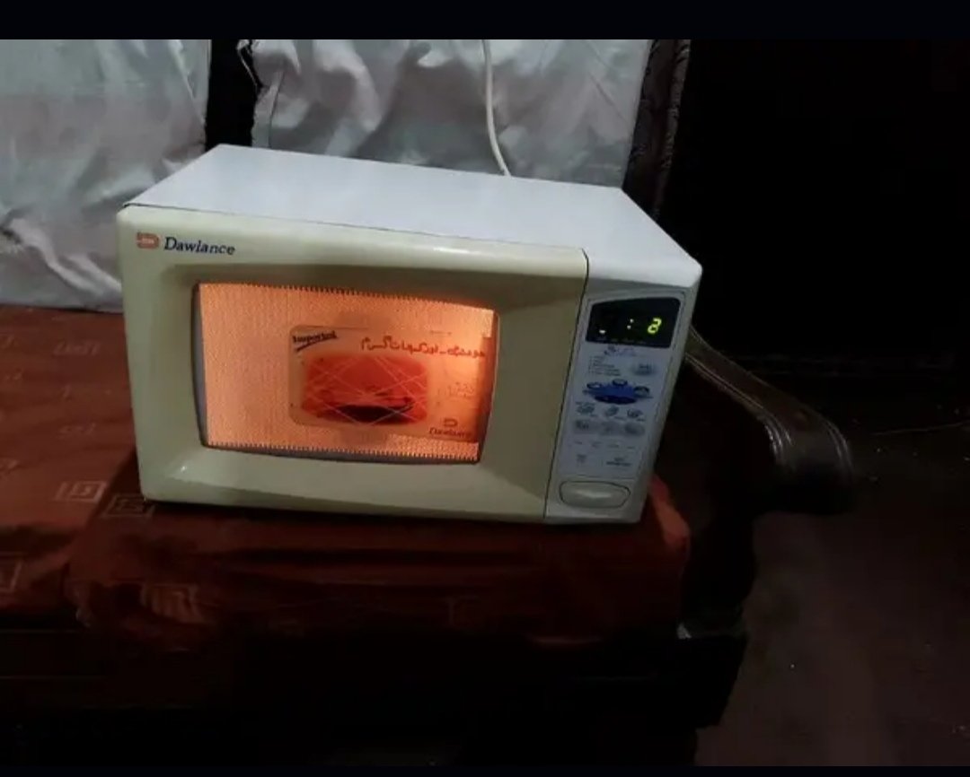 good condition microwave oven