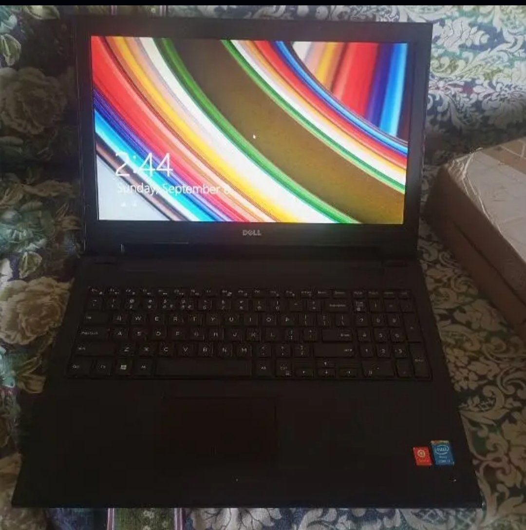 dell corei3 genertion 4 like a new complete box