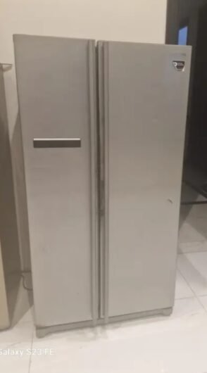 SAMSUNG DOUBLE Door Fridge MODEL RSAS1STMG.